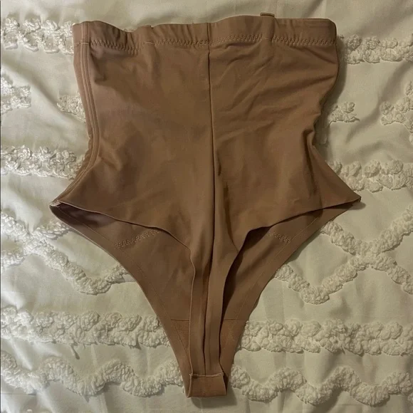 Honeylove Super Power Thong - Picture 2 of 5